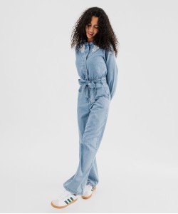 14WACHA bleu