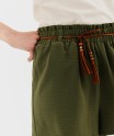 17WEOUM kaki