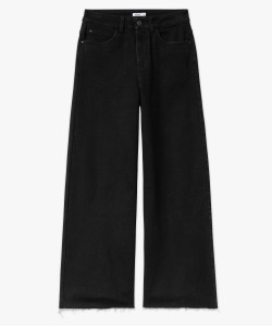 17TANCHA NOIR
